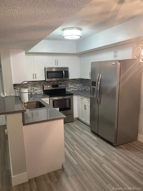 Recently Rented: $1,425 (1 beds, 1 baths, 846 Square Feet)