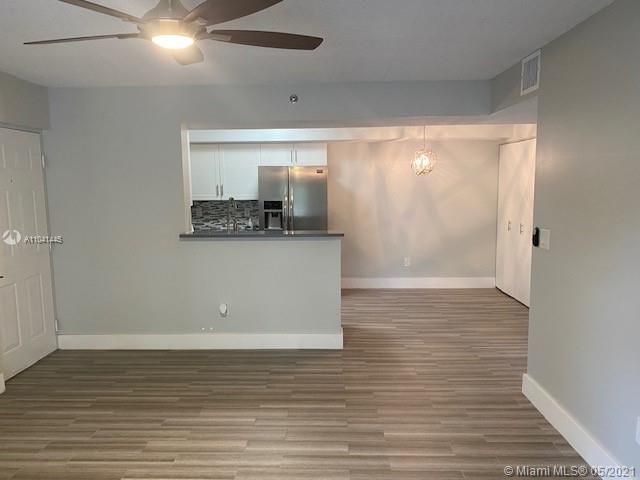 Recently Rented: $1,425 (1 beds, 1 baths, 846 Square Feet)