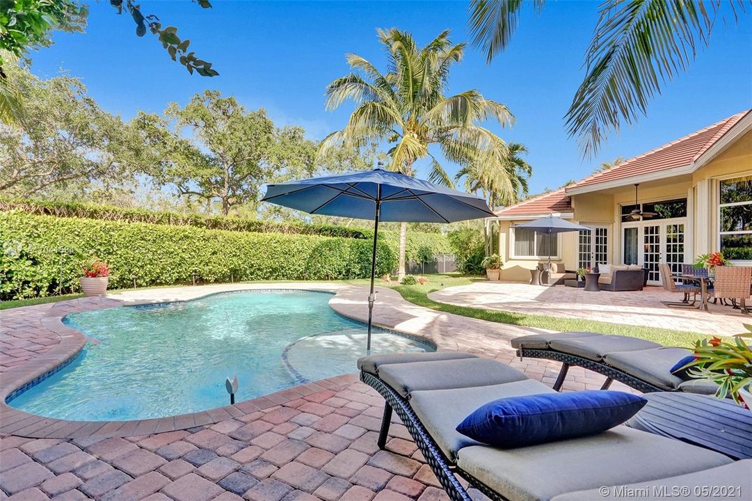 Недавно арендовано: $8,500 (5 спален, 3 ванн, 3400 Квадратных фут)