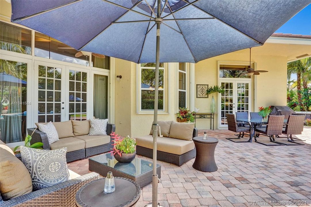 Недавно арендовано: $8,500 (5 спален, 3 ванн, 3400 Квадратных фут)