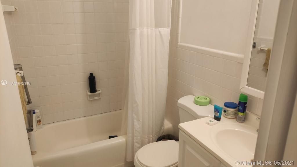 Недавно арендовано: $1,050 (1 спален, 1 ванн, 580 Квадратных фут)