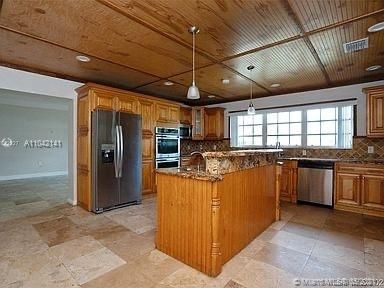 Недавно арендовано: $2,700 (3 спален, 2 ванн, 3168 Квадратных фут)