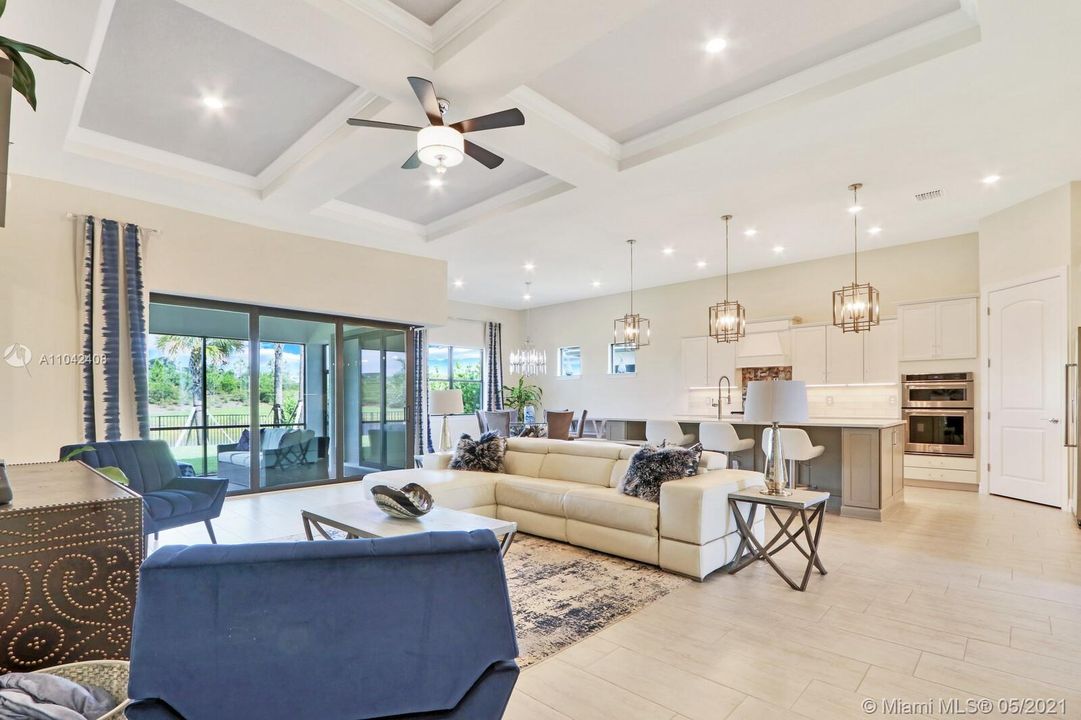 Recently Sold: $1,177,000 (3 beds, 3 baths, 2496 Square Feet)