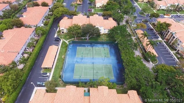 Recently Sold: $255,000 (2 beds, 2 baths, 1105 Square Feet)
