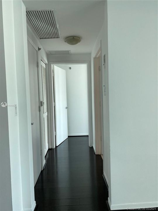 最近租的: $2,100 (1 贝兹, 1 浴室, 774 平方英尺)