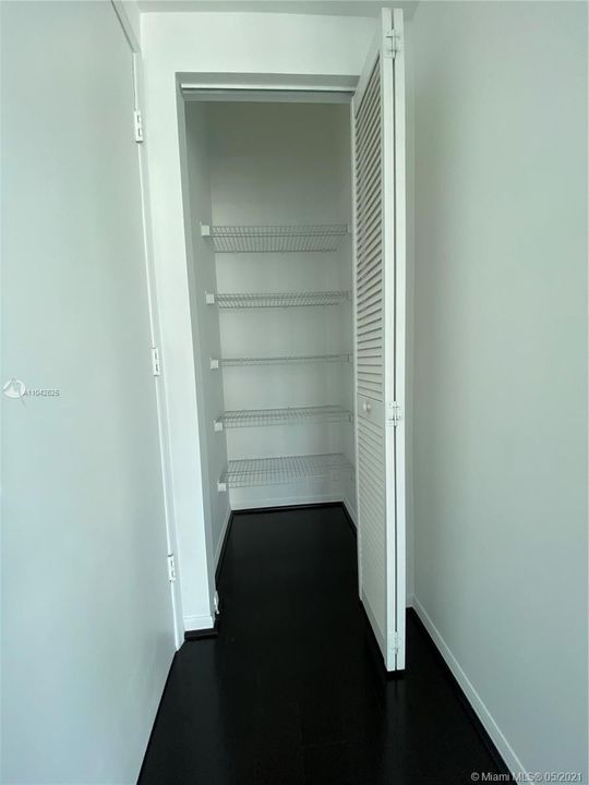 最近租的: $2,100 (1 贝兹, 1 浴室, 774 平方英尺)