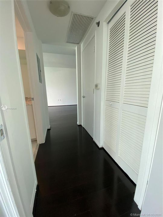 最近租的: $2,100 (1 贝兹, 1 浴室, 774 平方英尺)