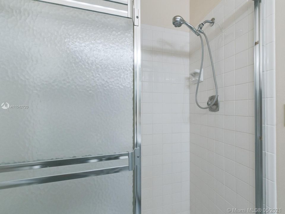 Guest bathroom shower