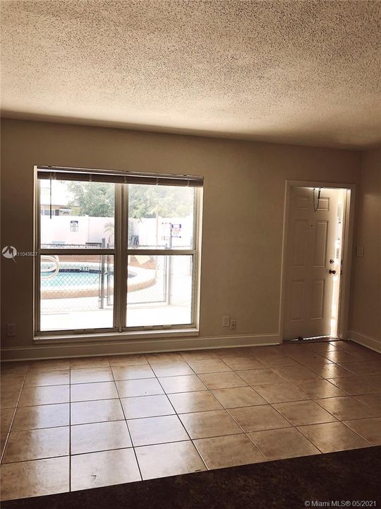 Recently Rented: $1,050 (0 beds, 1 baths, 4236 Square Feet)