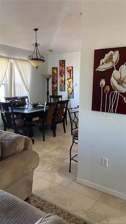 Vendido Recientemente: $225,000 (3 camas, 2 baños, 0 Pies cuadrados)