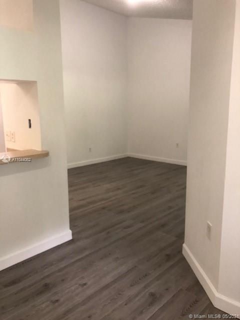 Recientemente alquilado: $1,599 (2 camas, 2 baños, 1120 Pies cuadrados)