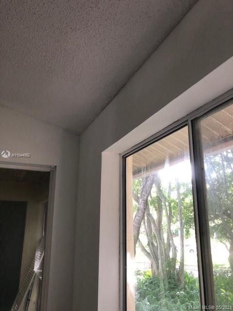 Recientemente alquilado: $1,599 (2 camas, 2 baños, 1120 Pies cuadrados)