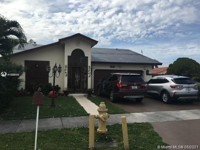 Recently Sold: $465,000 (4 beds, 2 baths, 1701 Square Feet)