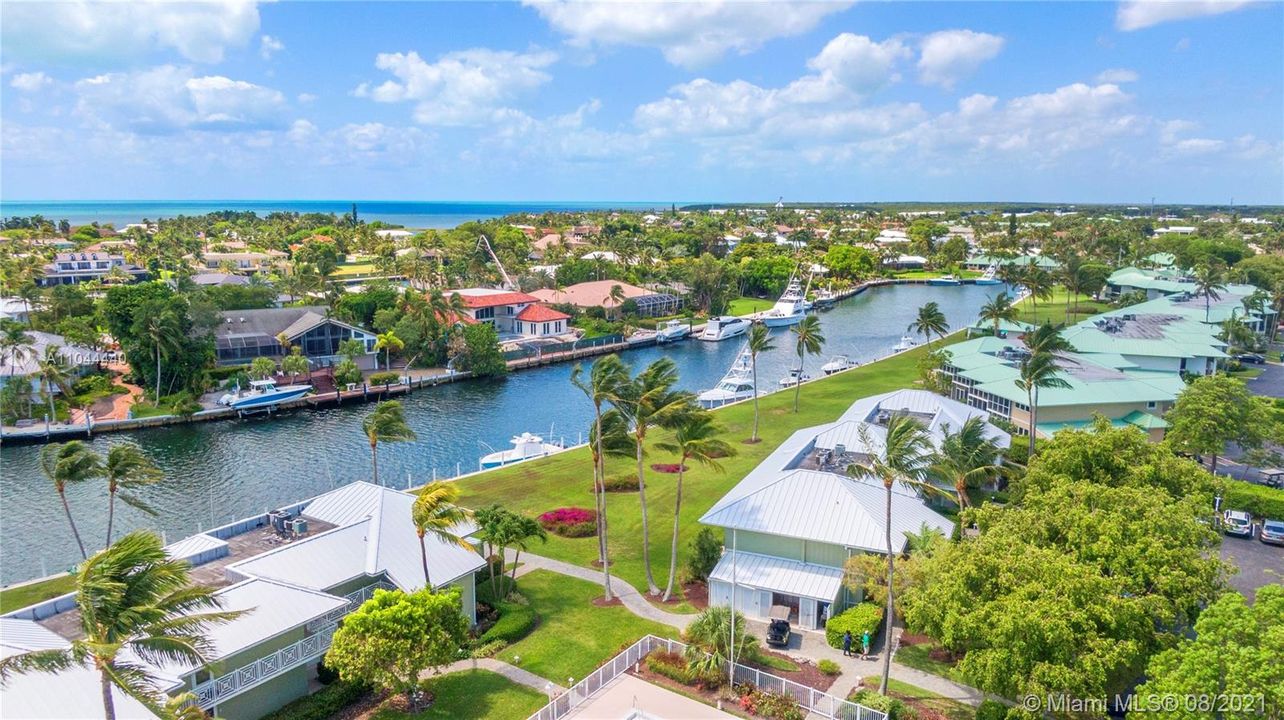 Recently Sold: $995,000 (1 beds, 1 baths, 0 Square Feet)