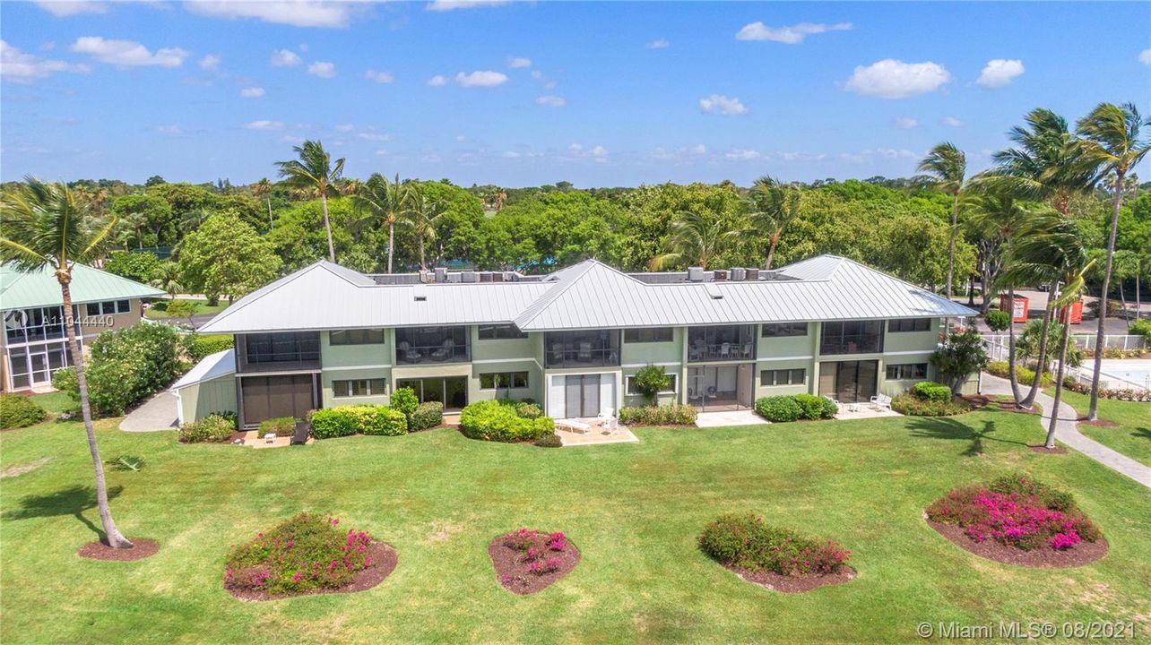 Recently Sold: $995,000 (1 beds, 1 baths, 0 Square Feet)