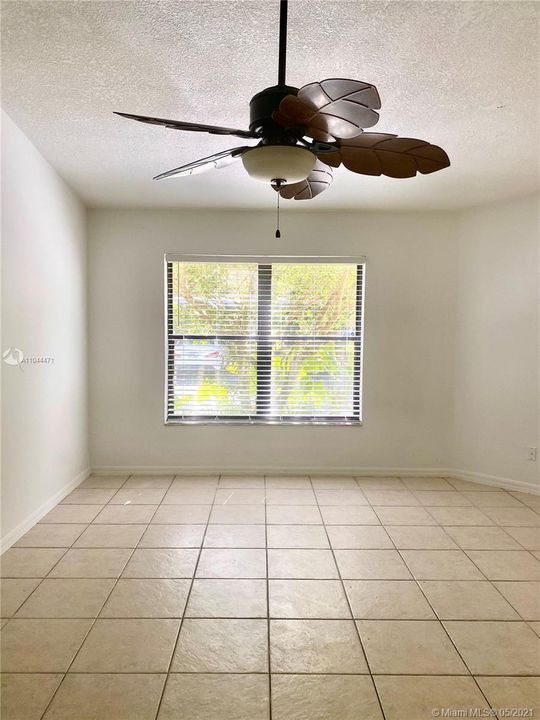 Recently Sold: $142,000 (2 beds, 2 baths, 1160 Square Feet)