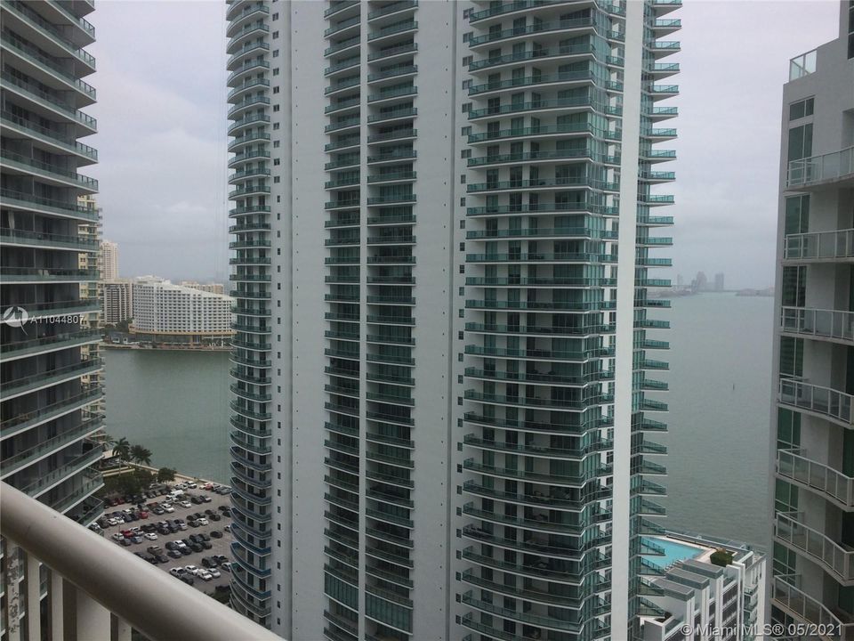 Recently Rented: $2,000 (1 beds, 1 baths, 630 Square Feet)