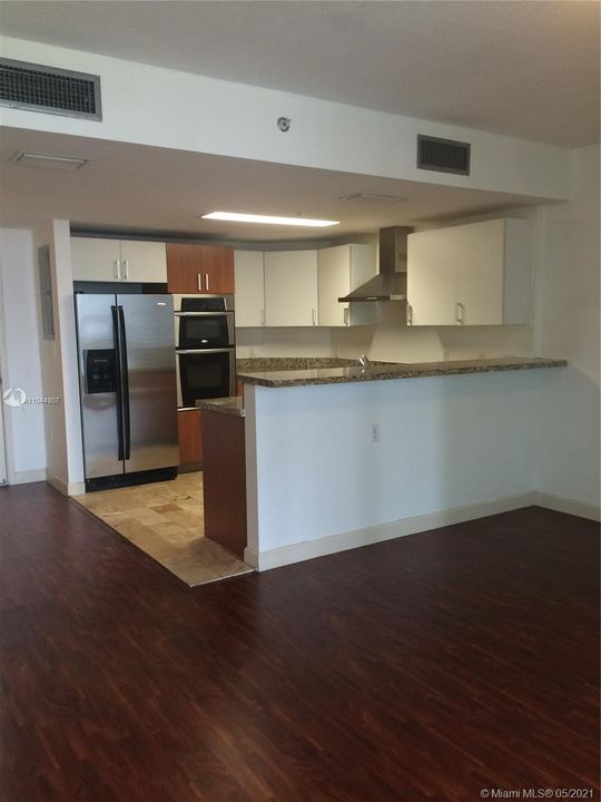 Recently Rented: $2,000 (1 beds, 1 baths, 630 Square Feet)