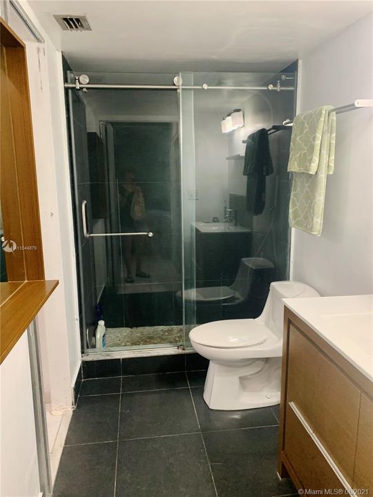 Recently Sold: $169,000 (1 beds, 1 baths, 755 Square Feet)