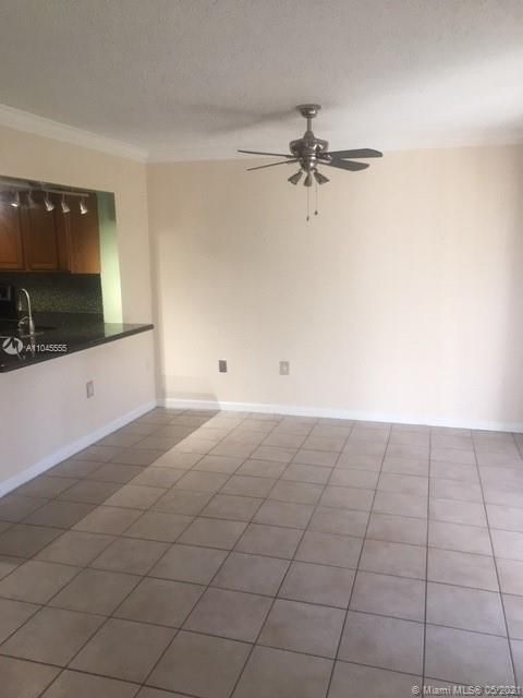 Recently Rented: $2,000 (3 beds, 2 baths, 1500 Square Feet)