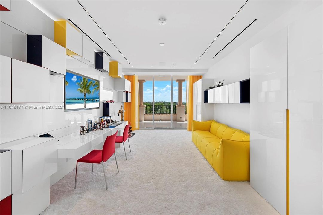 7153 Fisher Island Dr. Children's Playroom 0392