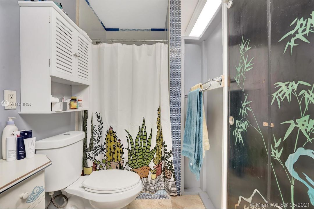 Recently Rented: $2,200 (1 beds, 1 baths, 1805 Square Feet)