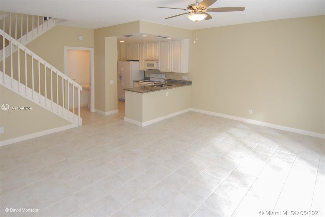 Недавно арендовано: $2,750 (3 спален, 2 ванн, 1298 Квадратных фут)