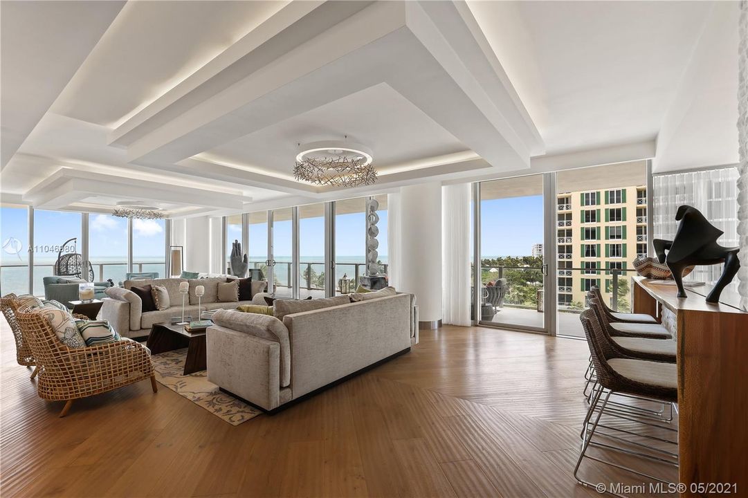 Recently Sold: $11,000,000 (4 beds, 6 baths, 3791 Square Feet)