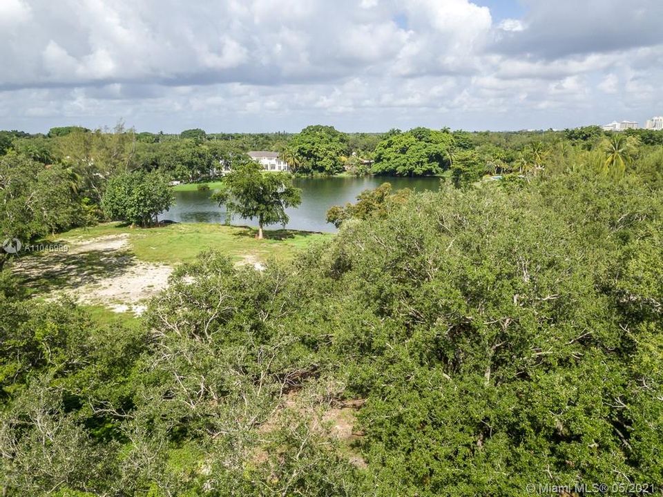 Recently Sold: $5,950,000 (1.44 acres)