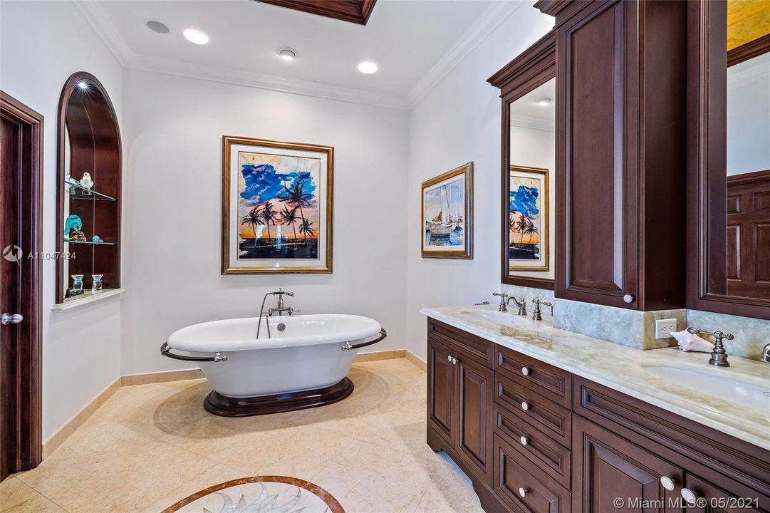 Master Bath