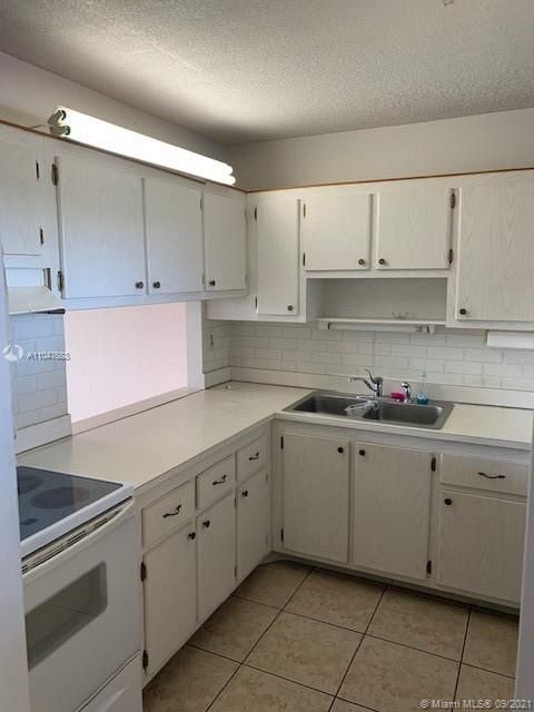 Recently Sold: $54,900 (1 beds, 1 baths, 744 Square Feet)