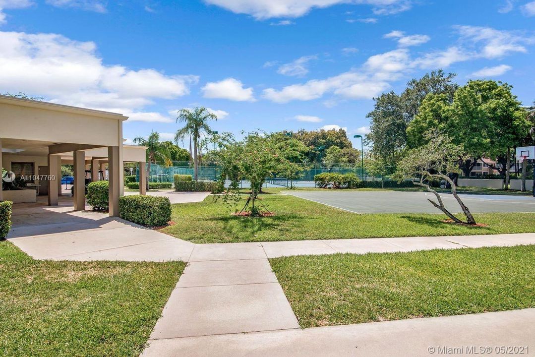 Recently Sold: $179,900 (2 beds, 2 baths, 1080 Square Feet)