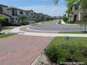 Недавно продано: $525,000 (5 спален, 3 ванн, 2436 Квадратных фут)