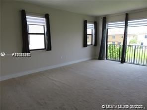 Недавно продано: $525,000 (5 спален, 3 ванн, 2436 Квадратных фут)