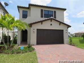 Недавно продано: $525,000 (5 спален, 3 ванн, 2436 Квадратных фут)