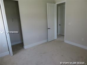 Недавно продано: $525,000 (5 спален, 3 ванн, 2436 Квадратных фут)