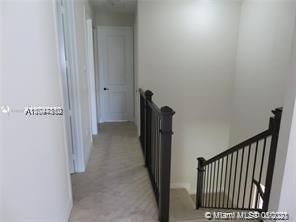 Недавно продано: $525,000 (5 спален, 3 ванн, 2436 Квадратных фут)