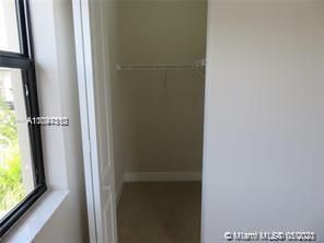 Недавно продано: $525,000 (5 спален, 3 ванн, 2436 Квадратных фут)