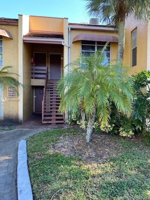Recently Sold: $100,000 (2 beds, 1 baths, 1013 Square Feet)