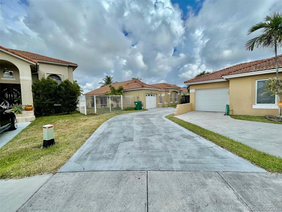 Recently Sold: $460,000 (3 beds, 2 baths, 0 Square Feet)