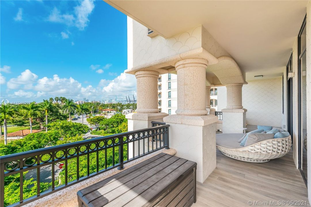 Recently Sold: $10,600,000 (3 beds, 4 baths, 0 Square Feet)