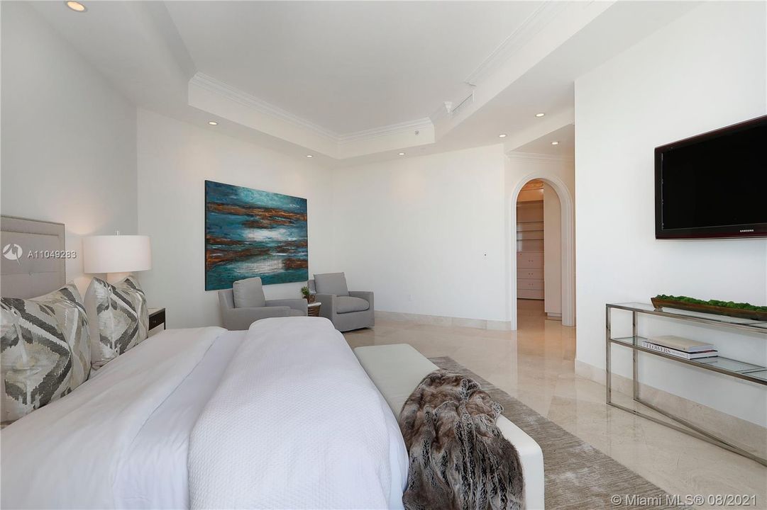 Vendido Recientemente: $2,200,000 (2 camas, 2 baños, 3165 Pies cuadrados)