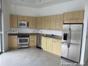 Recently Rented: $2,500 (1 beds, 1 baths, 1010 Square Feet)