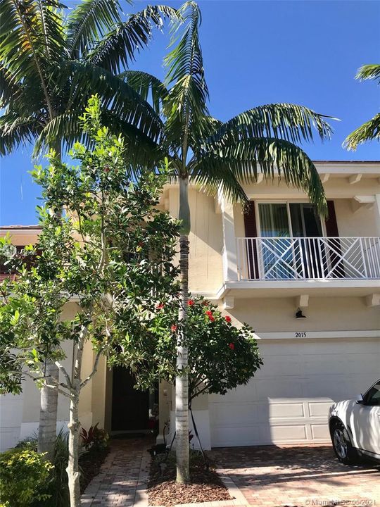 Recently Sold: $539,000 (3 beds, 2 baths, 2154 Square Feet)