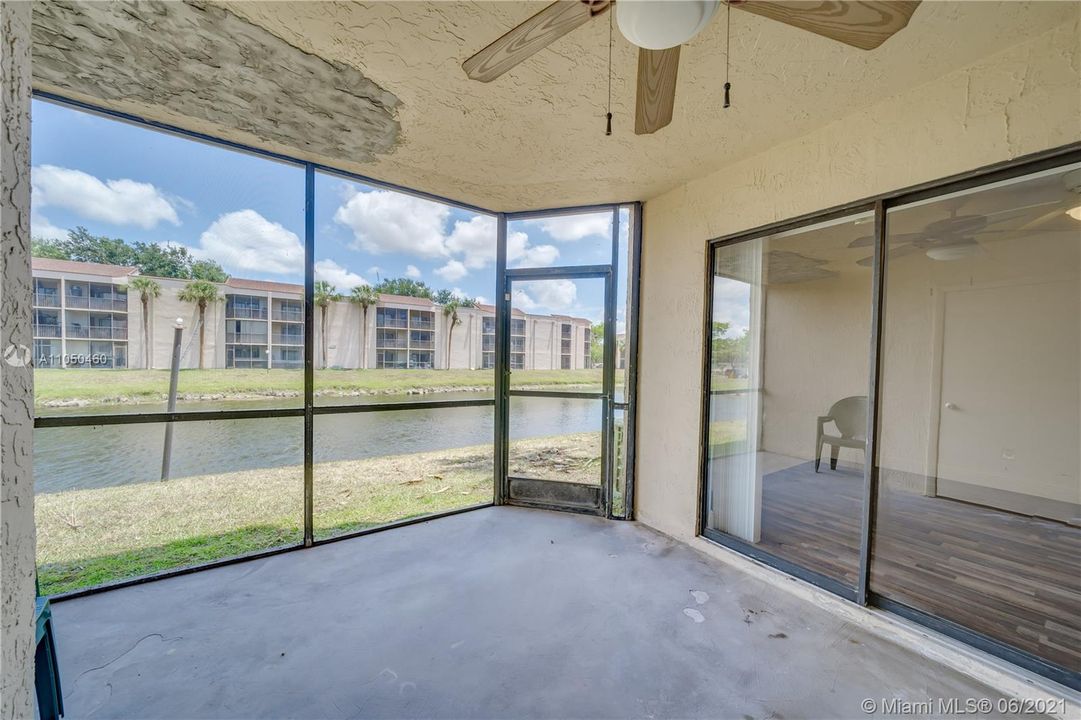 最近售出: $170,000 (2 贝兹, 2 浴室, 820 平方英尺)