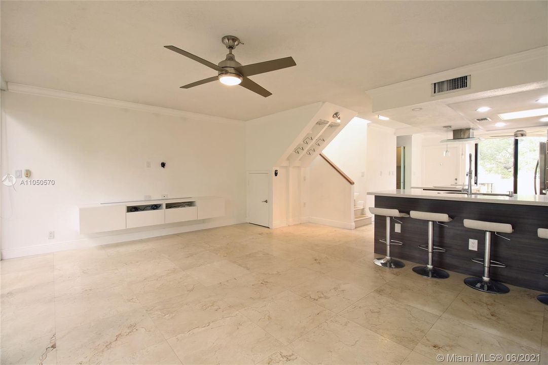 Recently Rented: $2,150 (2 beds, 2 baths, 0 Square Feet)