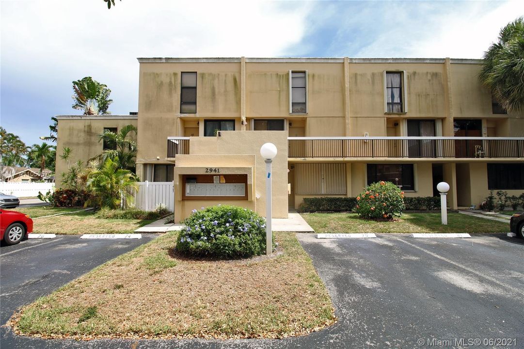 Recently Rented: $2,150 (2 beds, 2 baths, 0 Square Feet)