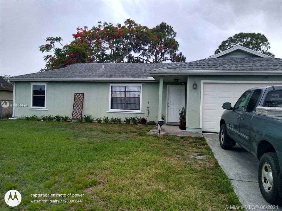 Недавно продано: $234,900 (3 спален, 2 ванн, 1296 Квадратных фут)