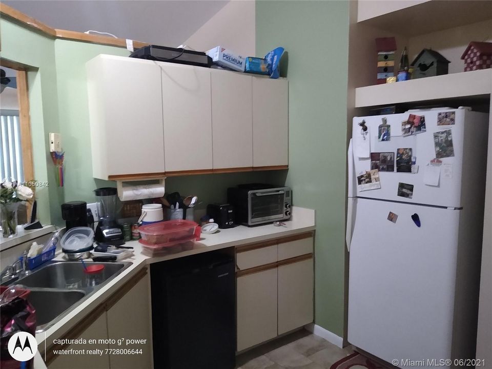 Недавно продано: $234,900 (3 спален, 2 ванн, 1296 Квадратных фут)