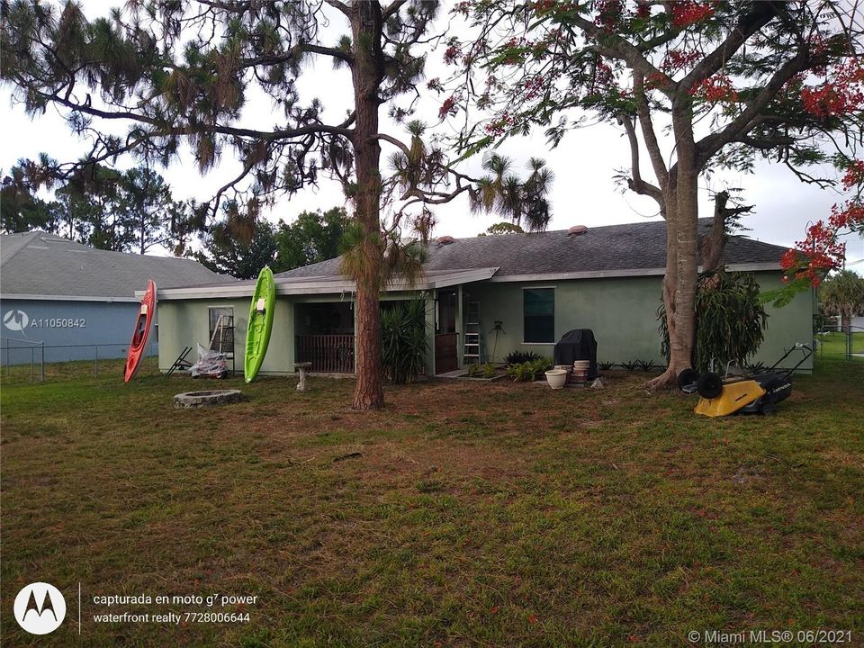 Недавно продано: $234,900 (3 спален, 2 ванн, 1296 Квадратных фут)